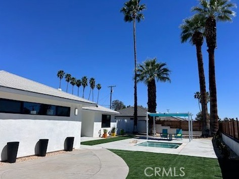 Detail Gallery Image 2 of 61 For 3940 E Calle San Antonio, Palm Springs,  CA 92264 - 3 Beds | 2 Baths