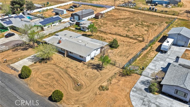 Detail Gallery Image 11 of 55 For 14775 Gayhead, Apple Valley,  CA 92307 - 3 Beds | 2 Baths