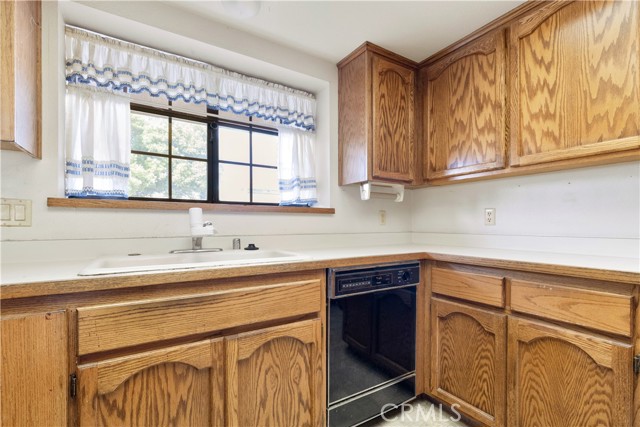 Detail Gallery Image 12 of 55 For 153 Horstman, Templeton,  CA 93465 - 3 Beds | 2 Baths