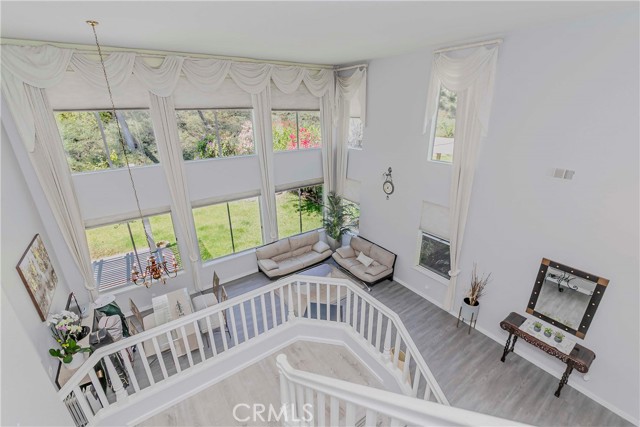 2061 S Sawgrass Court, La Habra CA: https://media.crmls.org/medias/c0bb6f23-17f7-4bac-99ae-d1281b658dca.jpg
