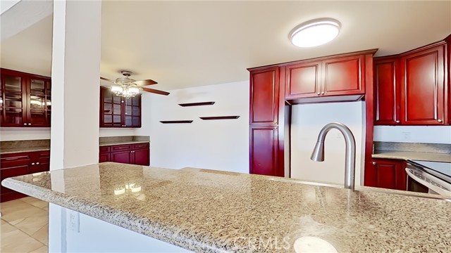 Detail Gallery Image 3 of 22 For 1300 Saratoga Avenue #815,  Ventura,  CA 93003 - 3 Beds | 2 Baths