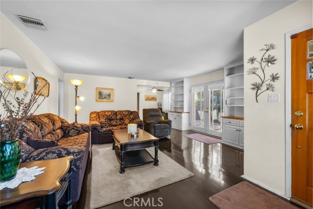 314 May Avenue, Monrovia CA: https://media.crmls.org/medias/c0bbb619-7cbe-4927-9aa6-6574dfd44469.jpg