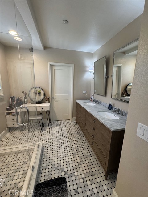 Detail Gallery Image 14 of 25 For 3 Clifton Dr, Ladera Ranch,  CA 92694 - 2 Beds | 2/1 Baths