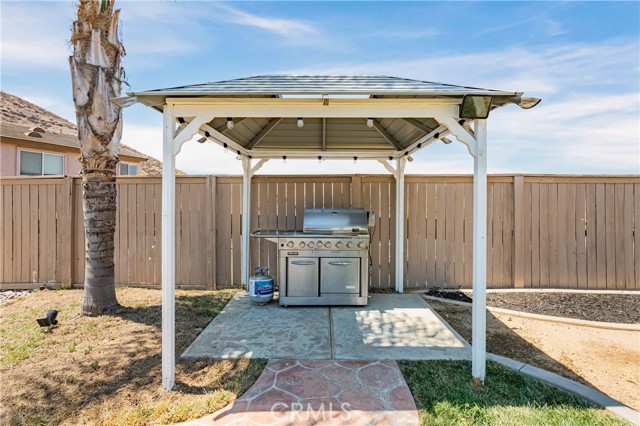 23470 Badger Creek Lane, Menifee CA: https://media.crmls.org/medias/c0bd1981-d000-495c-9e80-f3a1354e14cc.jpg