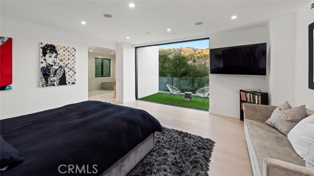 158 Bell Canyon Road, Bell Canyon CA: https://media.crmls.org/medias/c0bfae8f-cb94-4cf5-8e71-cf792d2a4009.jpg