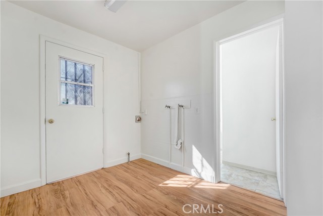 Detail Gallery Image 15 of 26 For 5830 Fayette, Los Angeles,  CA 90042 - 3 Beds | 2 Baths