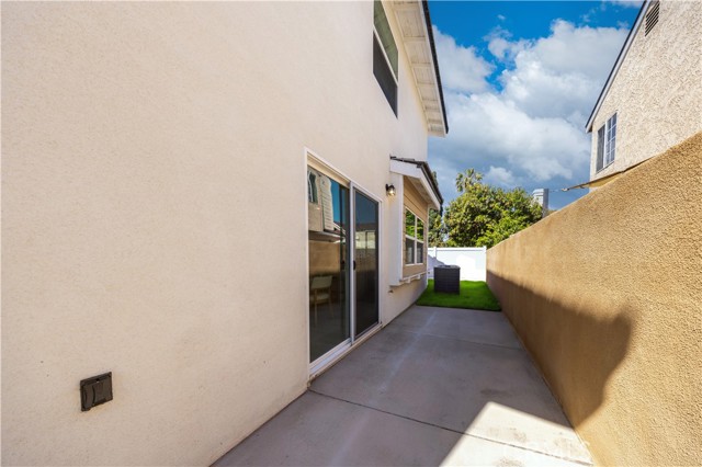 755 Lewis Street, Pomona CA: https://media.crmls.org/medias/c0c04b22-31c0-4a3c-84e3-3b5887a3d84f.jpg