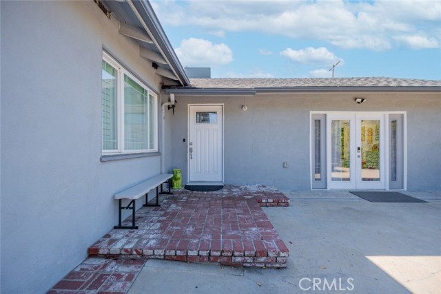 Detail Gallery Image 3 of 35 For 22226 Valerio St, Canoga Park,  CA 91303 - 4 Beds | 3 Baths