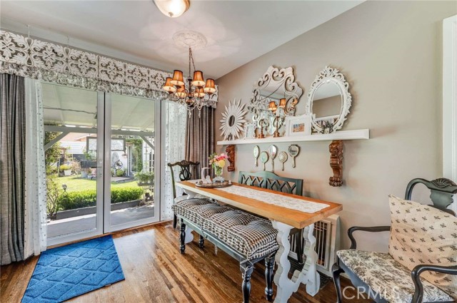 Detail Gallery Image 8 of 29 For 5412 Bellflower Bld, Lakewood,  CA 90713 - 2 Beds | 1 Baths