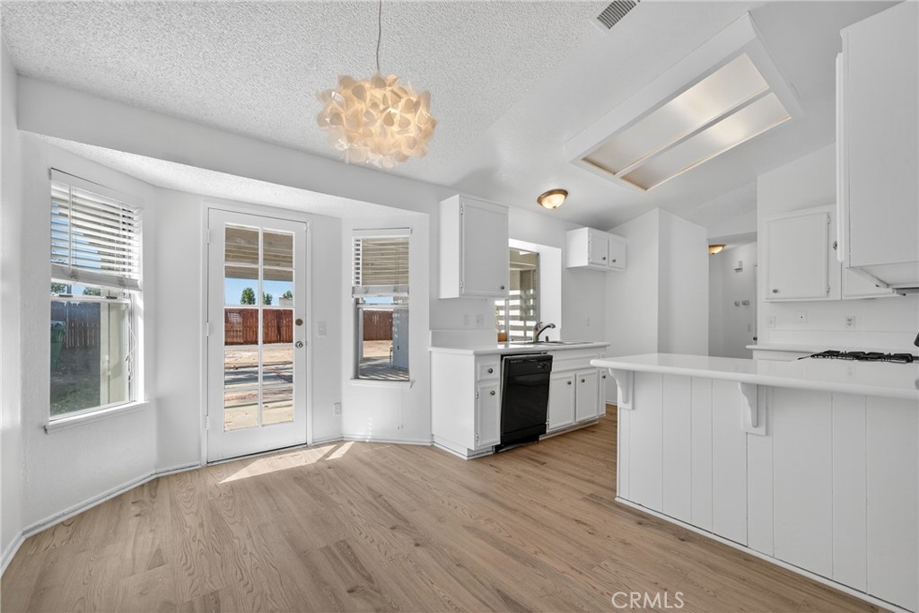 MLS #OC25244729 image #21