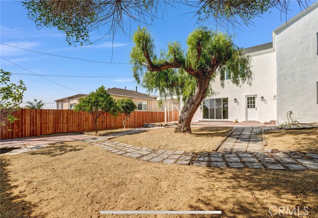5452 harcross Drive, Windsor Hills CA: https://media.crmls.org/medias/c0c1ea5e-2dae-487c-aaa7-8b0c1716cd35.jpg