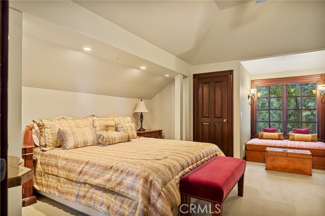 Detail Gallery Image 42 of 71 For 293 Fairway Dr, Lake Arrowhead,  CA 92352 - 6 Beds | 7/1 Baths