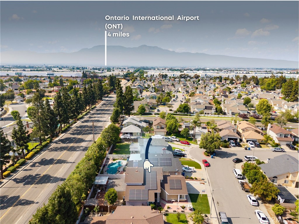 https://media.crmls.org/medias/c0c24824-318c-4d9e-b8af-474bd79699a0.jpg?preset=X-Large