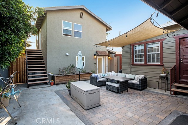 Detail Gallery Image 15 of 37 For 3031 4th Ave, Los Angeles,  CA 90018 - 6 Beds | 4/1 Baths