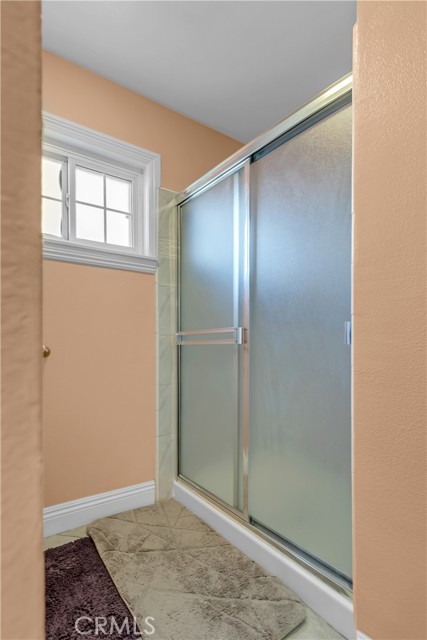 Detail Gallery Image 34 of 42 For 1010 W Yorktown Ave, Montebello,  CA 90640 - 4 Beds | 3 Baths
