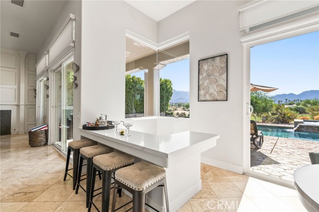 55675 Turnberry Way, La Quinta CA: https://media.crmls.org/medias/c0c3367b-5be5-4ede-86b2-d80beaae364a.jpg