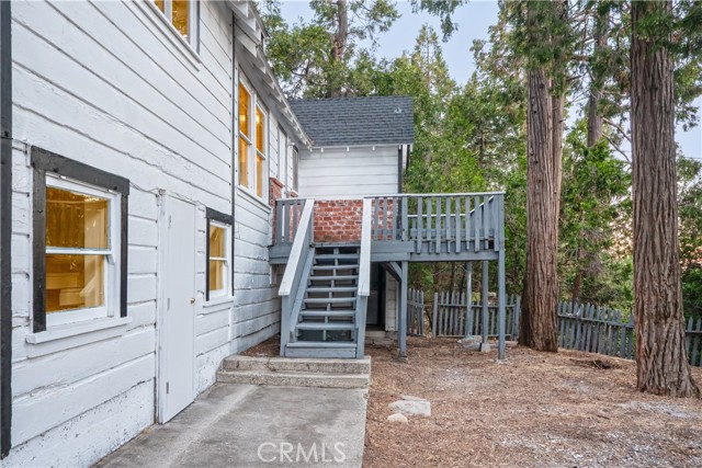 Detail Gallery Image 7 of 46 For 968 Ca-189, Twin Peaks,  CA 92391 - 3 Beds | 1/1 Baths