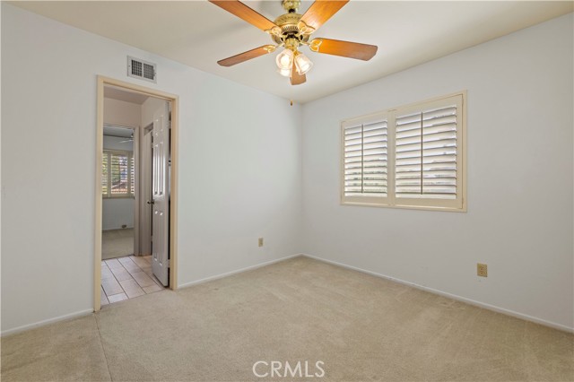 27668 Lonestar Place, Castaic CA: https://media.crmls.org/medias/c0c3a5fb-3cc4-4a78-98d1-0fb33250459e.jpg