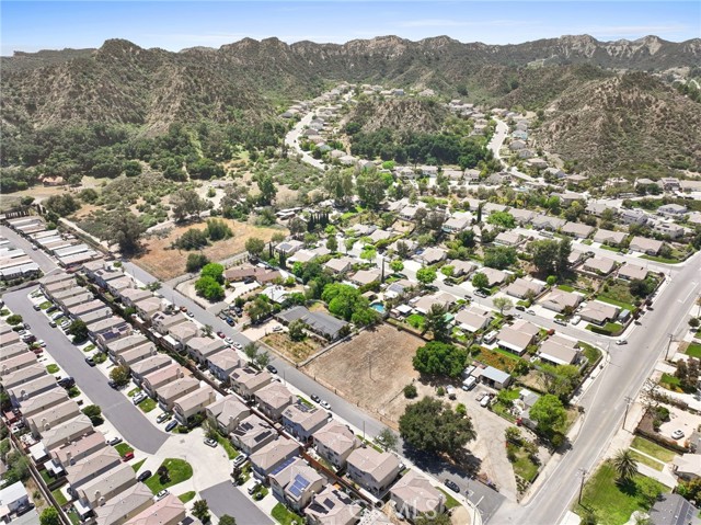 Detail Gallery Image 39 of 41 For 31344 Nichols Ln, Castaic,  CA 91384 - 4 Beds | 2/1 Baths