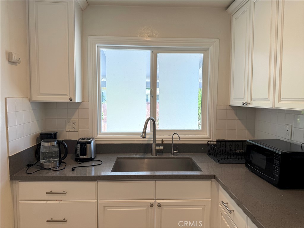 MLS #OC25163199 img 14