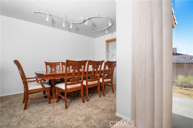 Detail Gallery Image 11 of 42 For 6829 Quail Spring Ave, Twentynine Palms,  CA 92277 - 3 Beds | 2 Baths