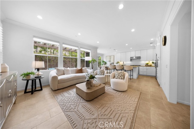 Detail Gallery Image 5 of 63 For 163 Rodeo, Irvine,  CA 92602 - 3 Beds | 2/1 Baths