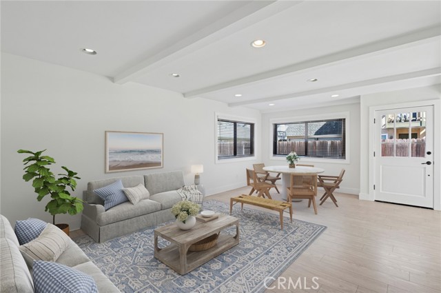 Detail Gallery Image 20 of 41 For 2048 Garden Ln, Costa Mesa,  CA 92627 - – Beds | – Baths