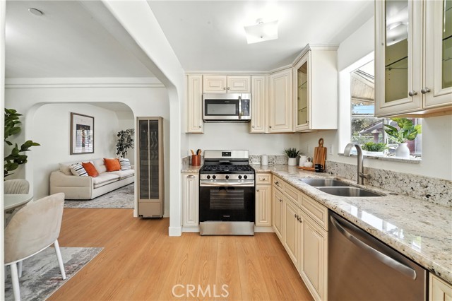 Detail Gallery Image 16 of 65 For 5841 Arroyo Dr, Los Angeles,  CA 90042 - 3 Beds | 3 Baths