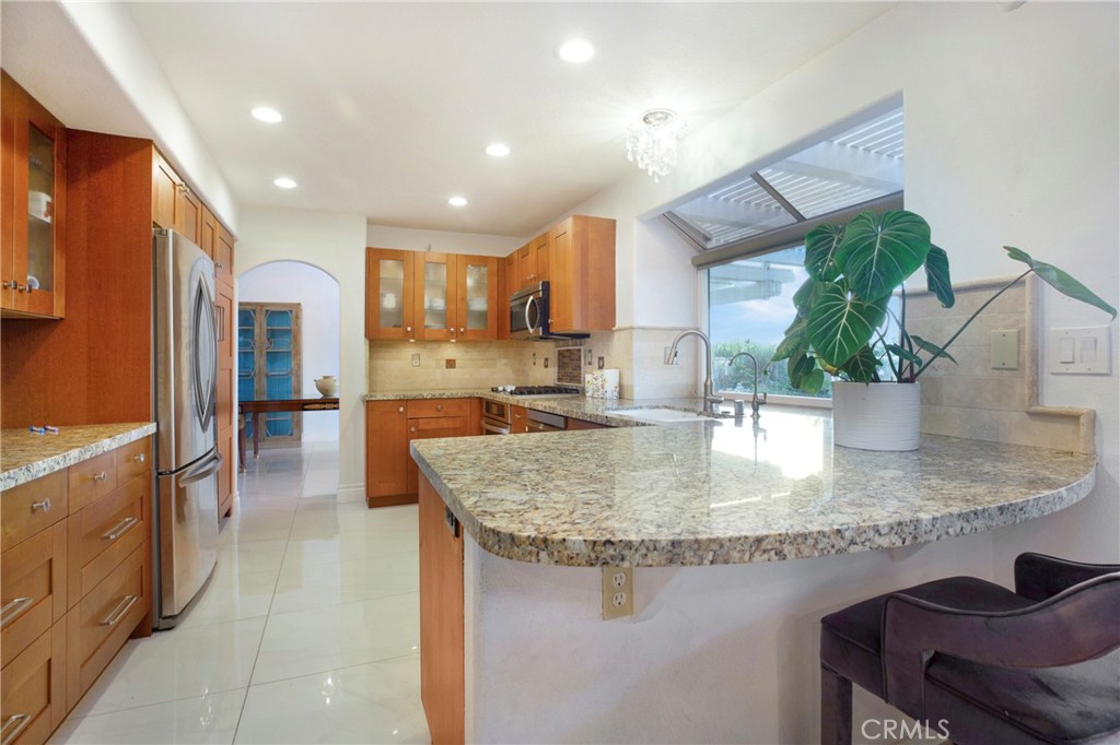 MLS #OC25272593 image #11