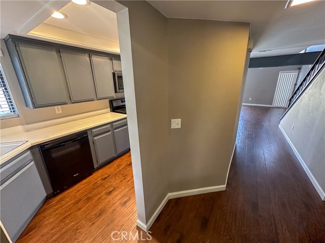 Detail Gallery Image 6 of 25 For 4424 San Jose St #22,  Montclair,  CA 91763 - 3 Beds | 2/1 Baths