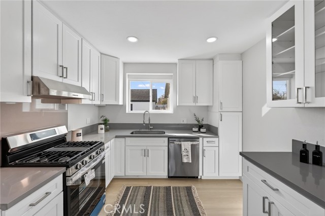 Detail Gallery Image 12 of 39 For 6994 Elmwood, San Bernardino,  CA 92404 - 3 Beds | 2 Baths