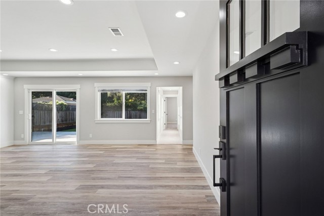 Image 4 of 36 For 60 Loma Vista