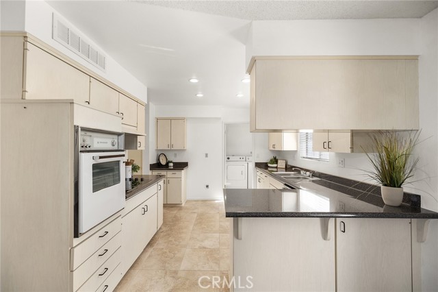 Detail Gallery Image 10 of 38 For 28245 Windsor, Menifee,  CA 92586 - 2 Beds | 2 Baths