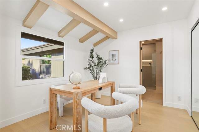 Detail Gallery Image 18 of 47 For 23856 Aetna, Woodland Hills,  CA 91367 - 4 Beds | 3 Baths