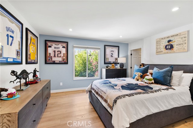 Detail Gallery Image 10 of 69 For 23202 Aetna St, Woodland Hills,  CA 91367 - 5 Beds | 4 Baths