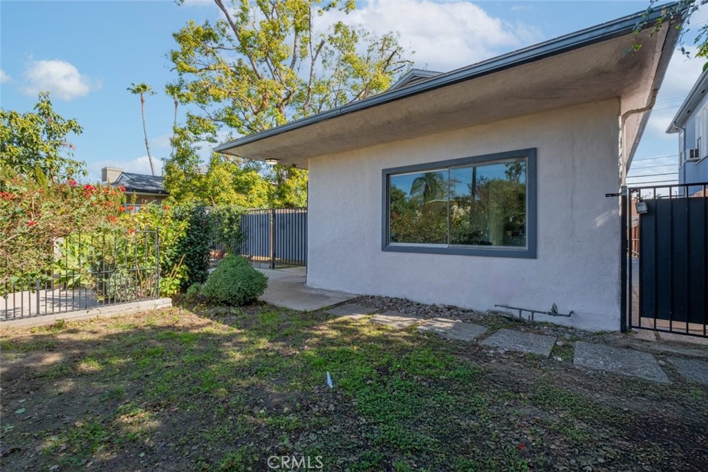 244 N Hollywood WayBurbank img 6