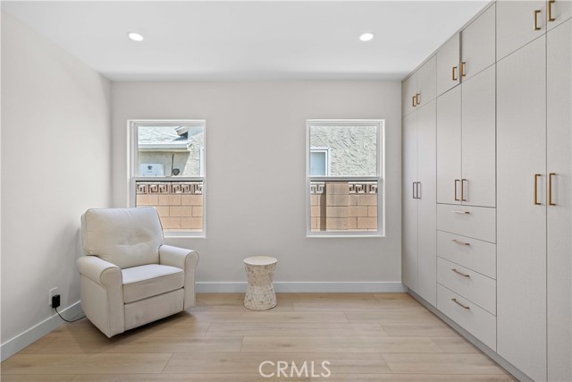 6832 Cantaloupe Avenue, Van Nuys CA: https://media.crmls.org/medias/c0cf7d20-a99c-41b2-b5bf-7146f1132c24.jpg