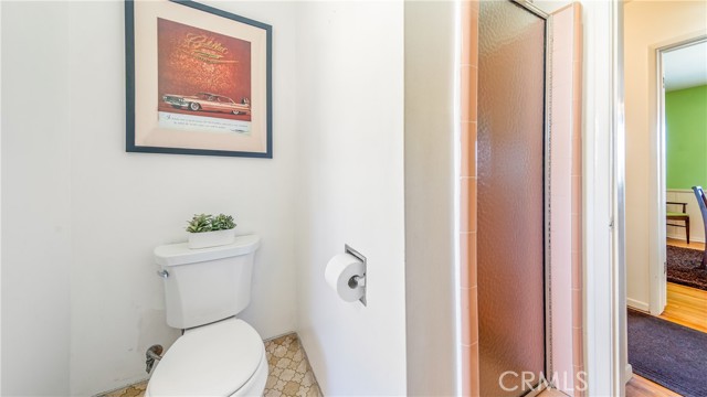 Detail Gallery Image 9 of 14 For 10449 Gloria Ave, Granada Hills,  CA 91344 - 3 Beds | 2 Baths