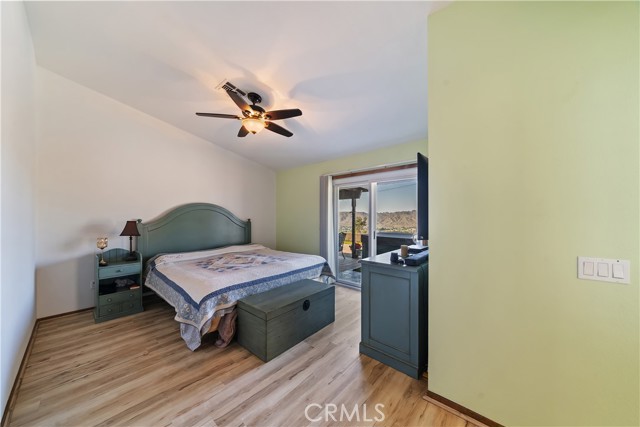 55578 Free Gold Drive, Yucca Valley CA: https://media.crmls.org/medias/c0d0ac4a-08ba-4524-a24a-39bf42d26bf4.jpg