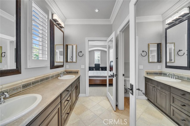 Detail Gallery Image 31 of 36 For 19 Momento, Irvine,  CA 92603 - 5 Beds | 4/1 Baths