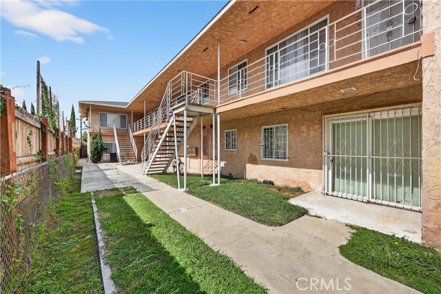 Detail Gallery Image 5 of 75 For 223 N Chester, Compton,  CA 90221 - – Beds | – Baths