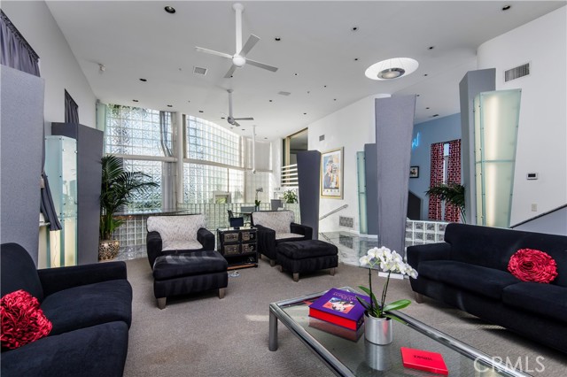 Detail Gallery Image 10 of 10 For 20301 Sw Cypress St, Newport Beach,  CA 92660 - 5 Beds | 4/2 Baths