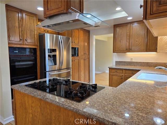 Detail Gallery Image 16 of 57 For 2066 Carlton Pl, Riverside,  CA 92507 - 4 Beds | 2/1 Baths