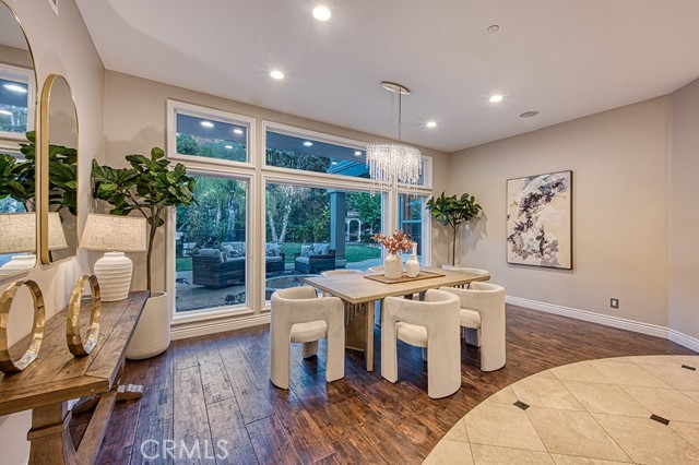 8 Joliet Drive, Coto de Caza CA: https://media.crmls.org/medias/c0d38eaa-b7d8-46a4-b3d5-9c0e53be5aec.jpg