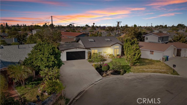 Detail Gallery Image 1 of 54 For 8311 20th St, Westminster,  CA 92683 - 4 Beds | 2 Baths