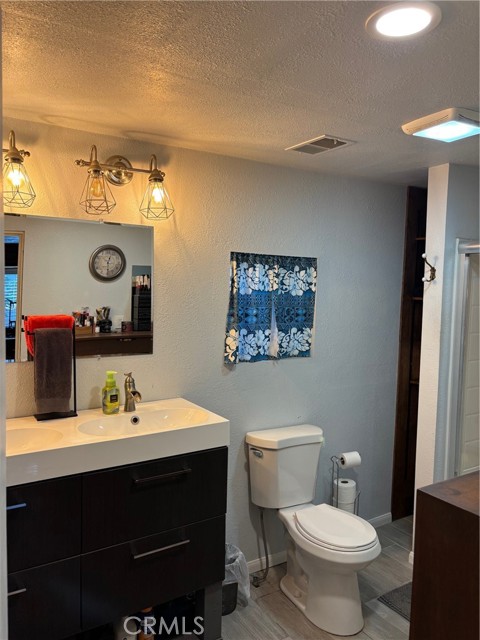 Detail Gallery Image 16 of 19 For 2667 Hunsaker, Running Springs,  CA 92382 - 4 Beds | 2 Baths