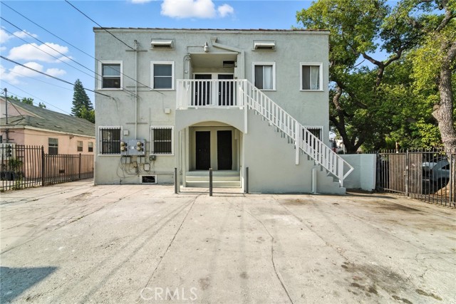 873 W 41st Drive, Los Angeles CA: https://media.crmls.org/medias/c0d61cae-fb2b-4b91-95b2-e55d6974752a.jpg