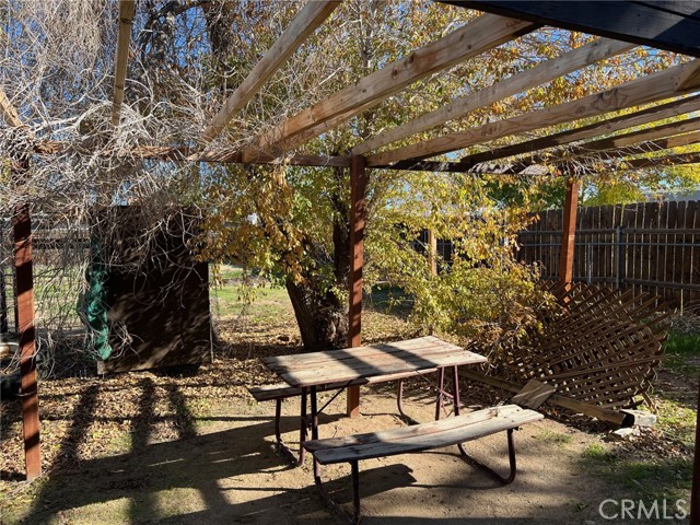 Detail Gallery Image 19 of 63 For 10643 Redwood, Hesperia,  CA 92345 - 3 Beds | 1 Baths