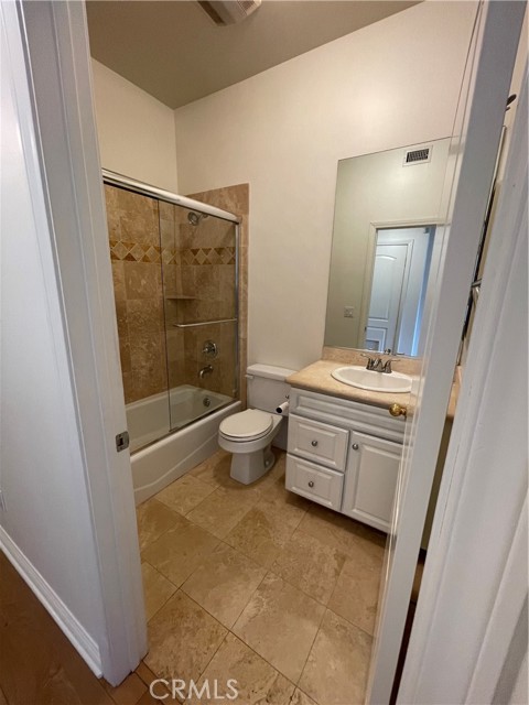Detail Gallery Image 24 of 50 For 4612 Vista Del Monte Ave #6,  Sherman Oaks,  CA 91403 - 3 Beds | 3 Baths