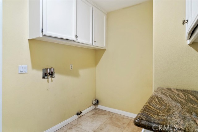 Detail Gallery Image 29 of 51 For 24640 Brighton Dr #B,  Valencia,  CA 91355 - 2 Beds | 2/1 Baths